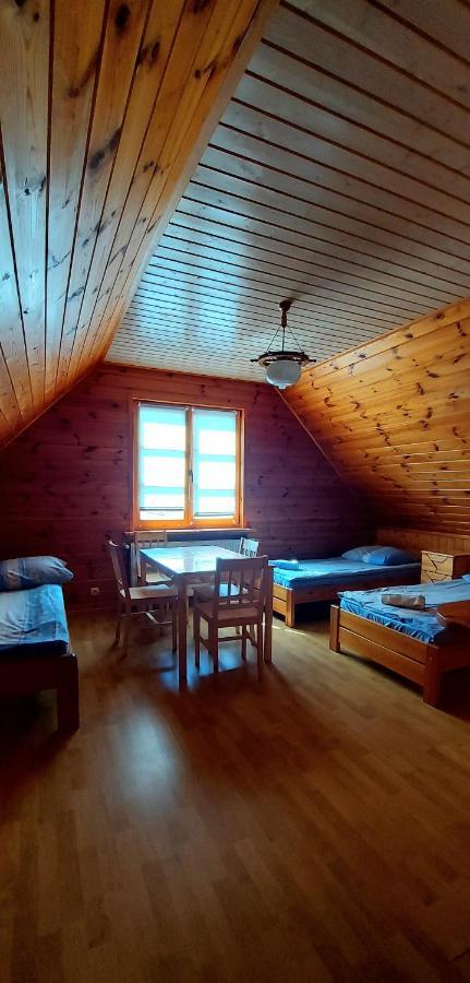 Dom Zajezdny Villa Bialowieza Bagian luar foto