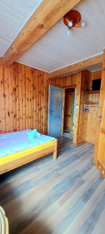 Dom Zajezdny Villa Bialowieza Bagian luar foto